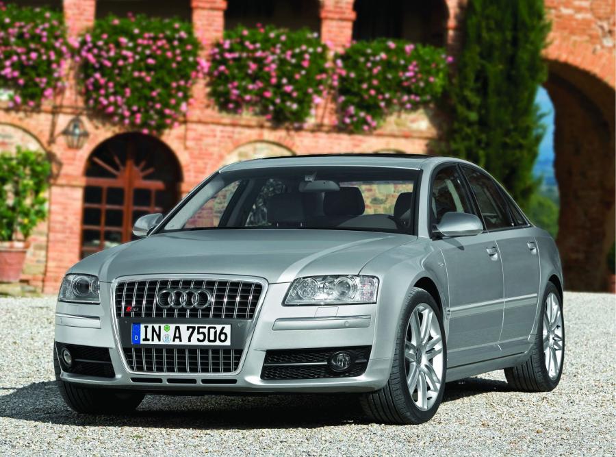  Audi S8 (D3) 2005 года  (WW) (фото 49 из 61)